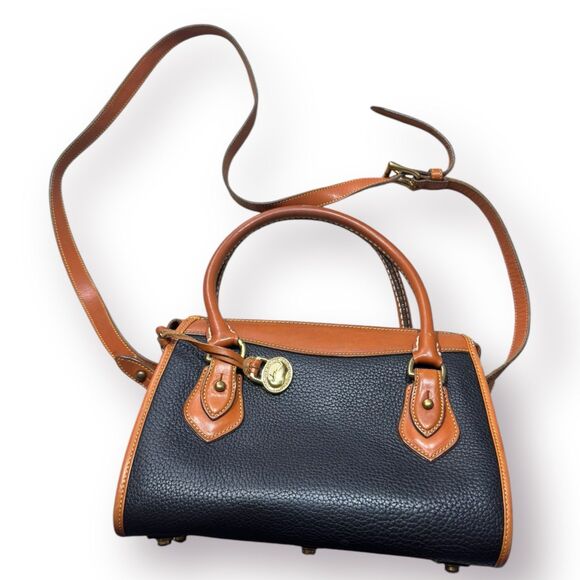 Dooney & Bourke Vintage‎ Handbag/Crossbody Bag Navy/Tan All Weather Leather - Picture 2 of 6